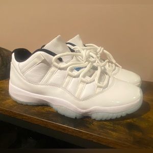 Jordan 11 Low ‘Legend Blue’